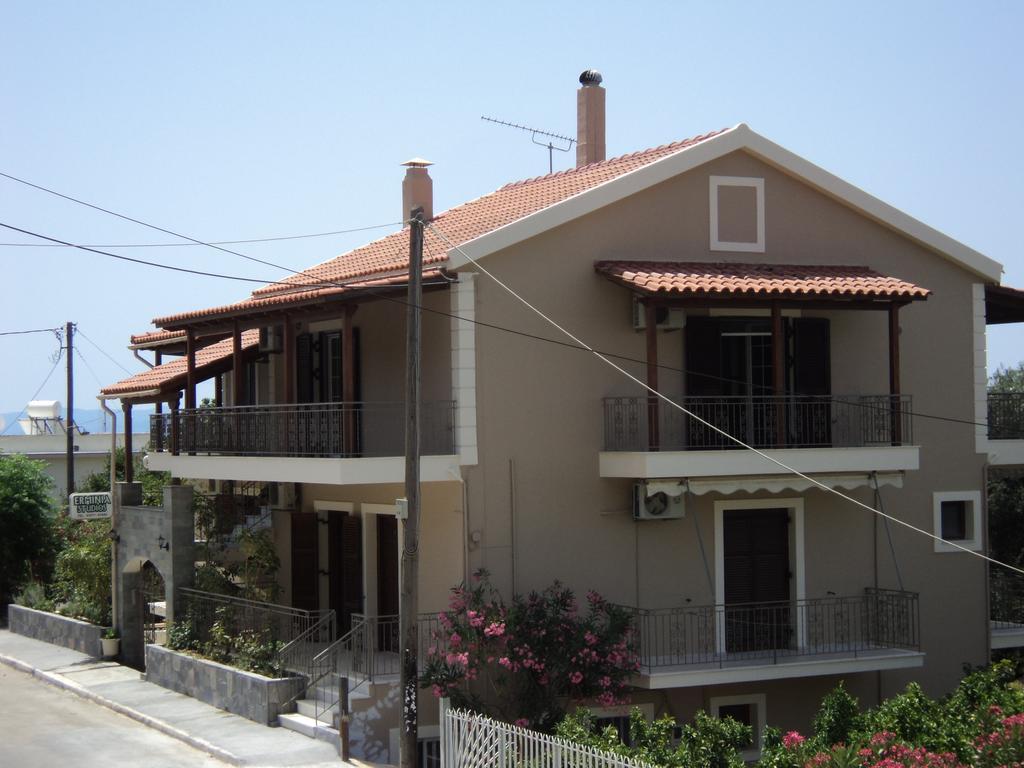 Erminia Studios Mousata Extérieur photo