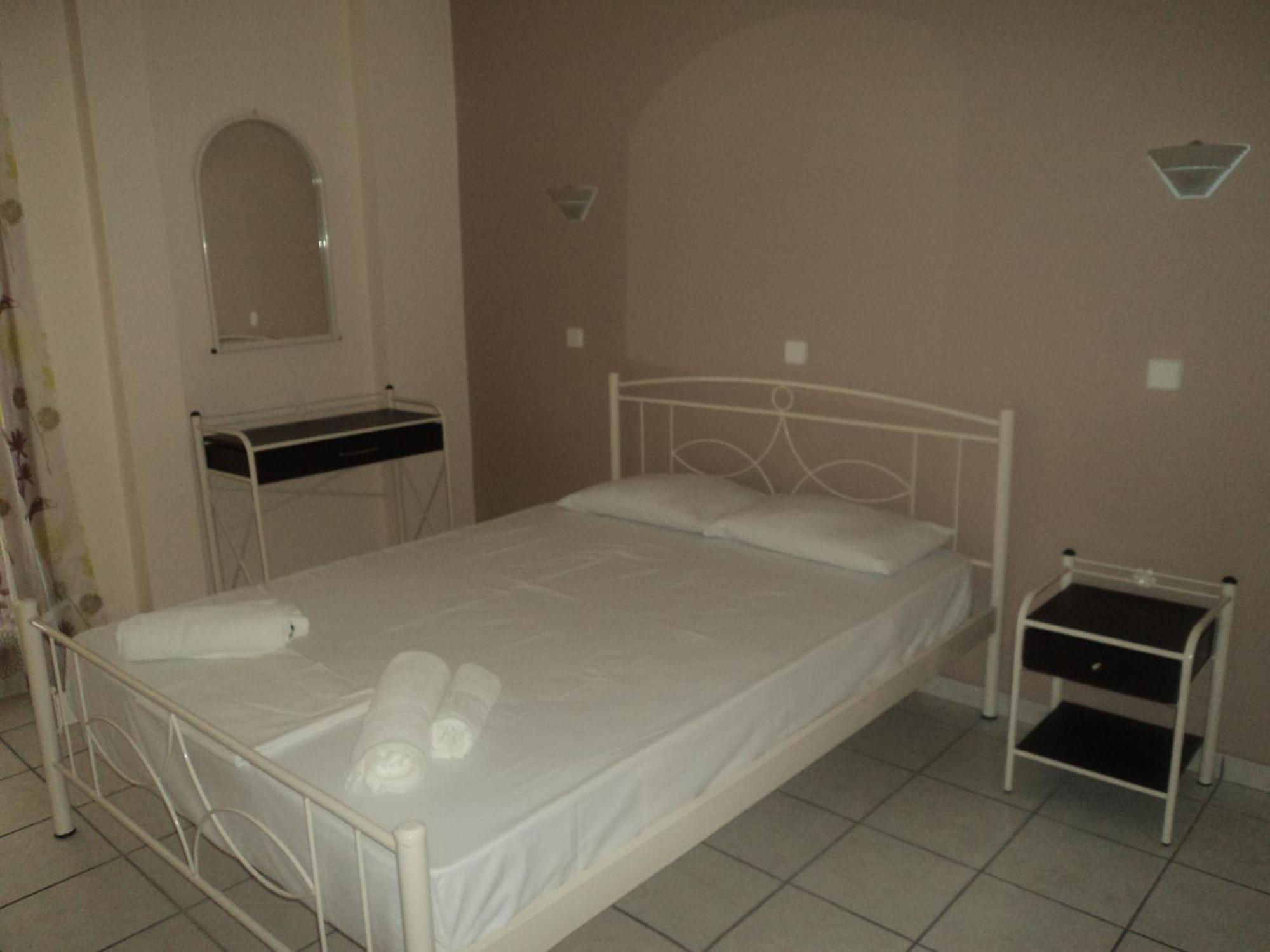 Erminia Studios Mousata Chambre photo
