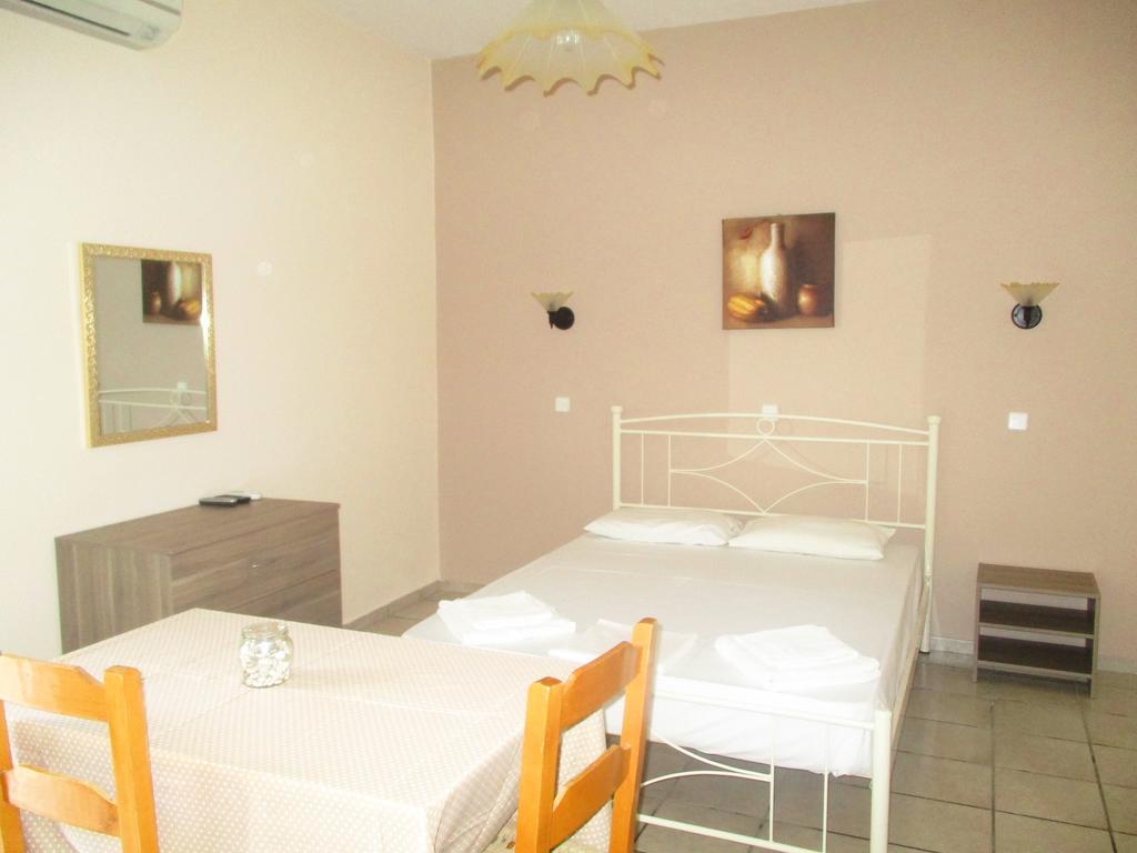Erminia Studios Mousata Extérieur photo